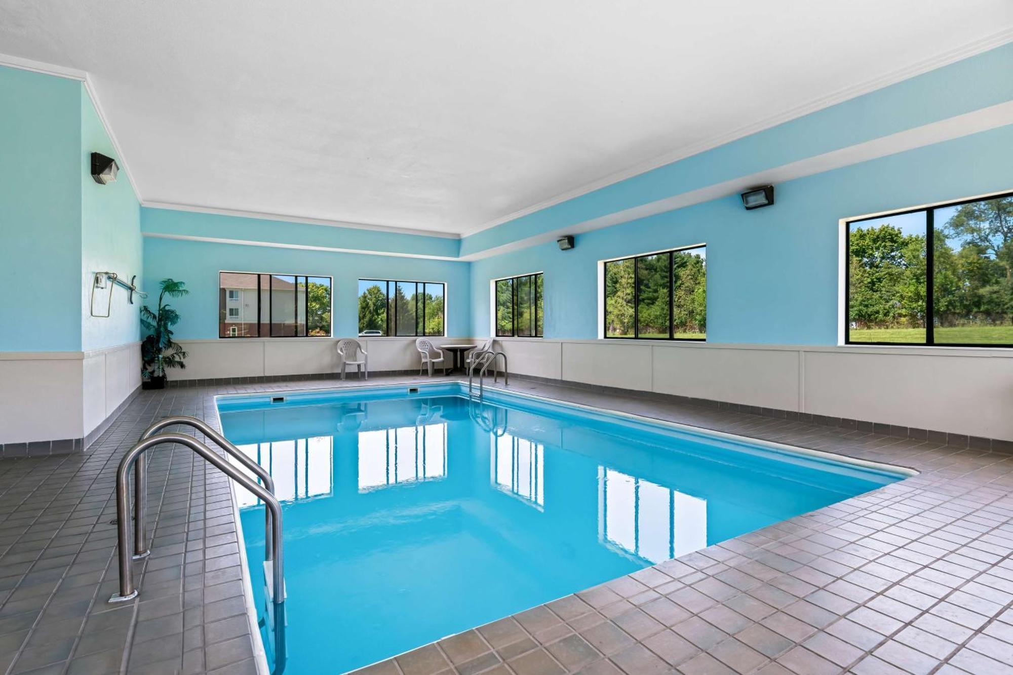 Best Western University Inn Urbana Buitenkant foto