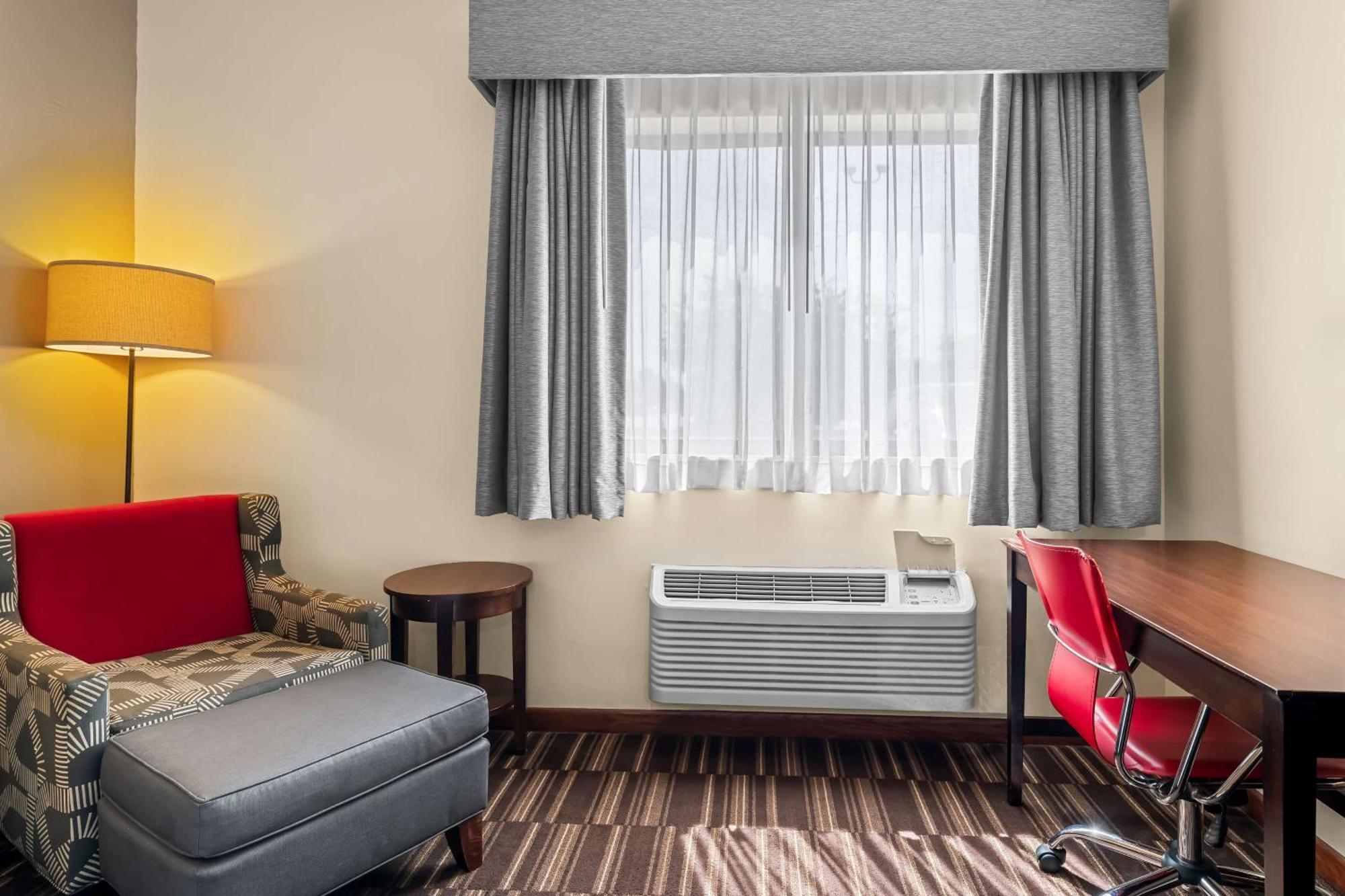 Best Western University Inn Urbana Buitenkant foto