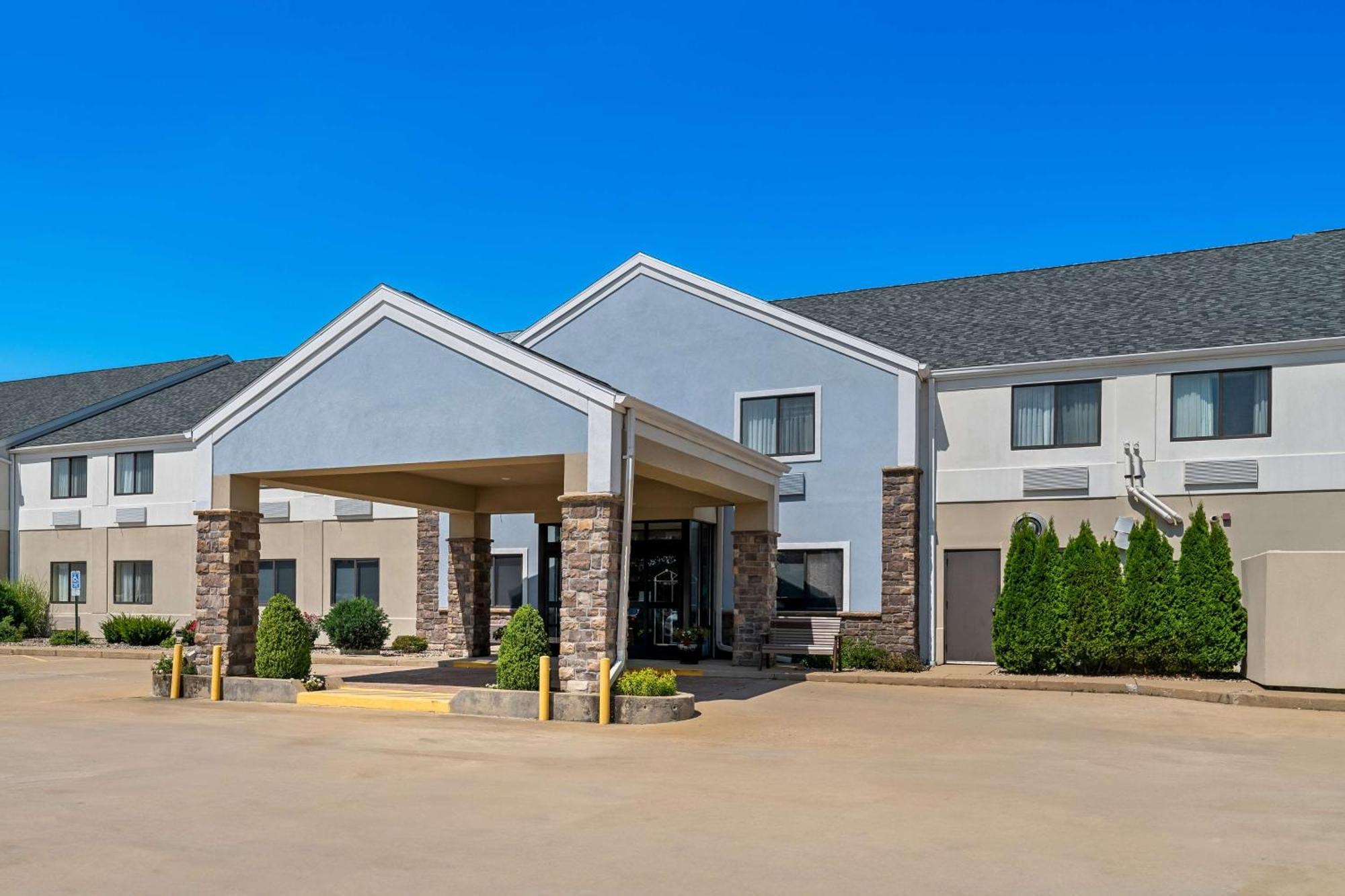 Best Western University Inn Urbana Buitenkant foto